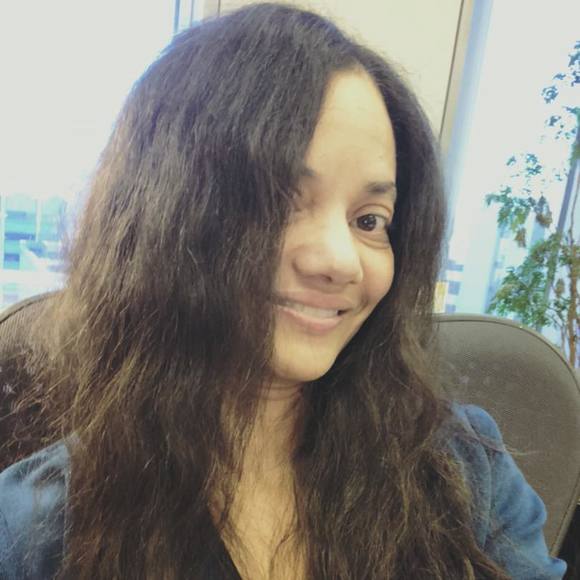 Meet your Posher, Danielle - Picture 1 of 1